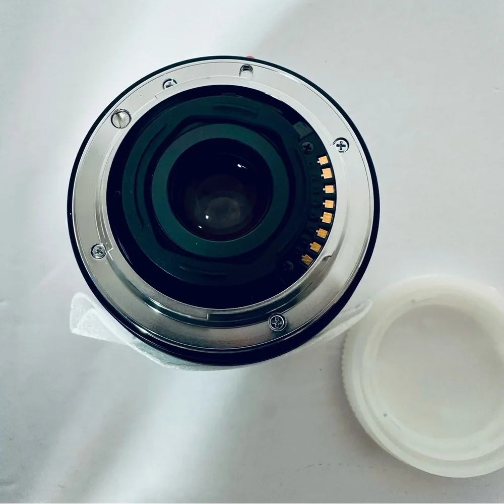 Minolta AF Zoom 24–105mm f/3.5–4.5 D Lens – A-Mount | Made in Japan